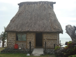 В таких домах жители Фиджи всегда рады принять путешественников